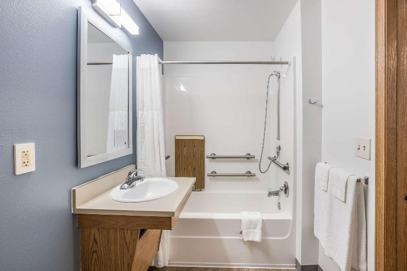 Woodspring Suites Tallahassee Northwest image