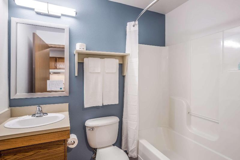 Woodspring Suites Tallahassee Northwest image
