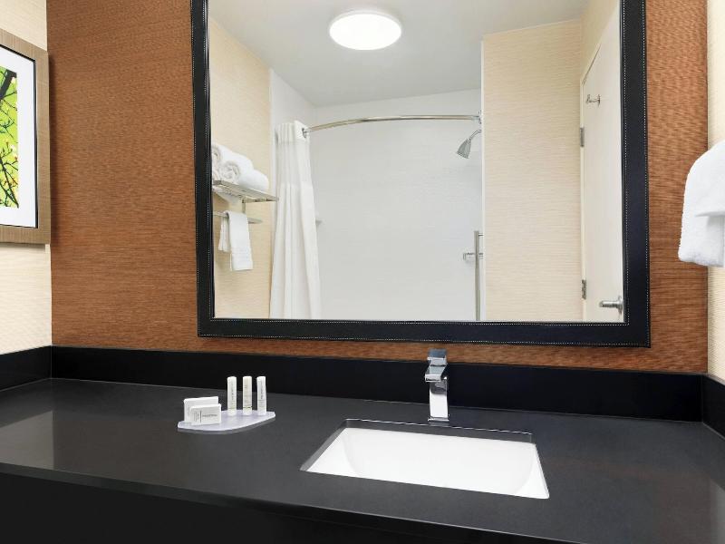 Fairfield Inn By Marriott Deptford image