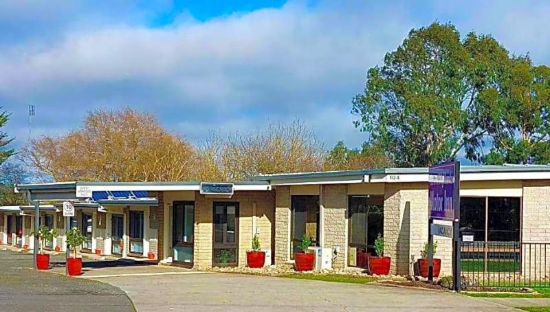 Central Highlands Motor Inn image