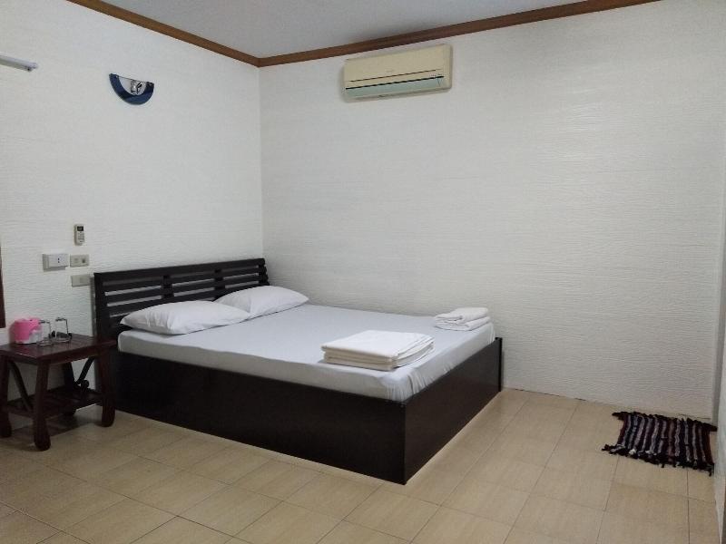Happy Home Resort image