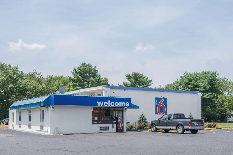 Motel 6 Glassboro, NJ - Rowan University image