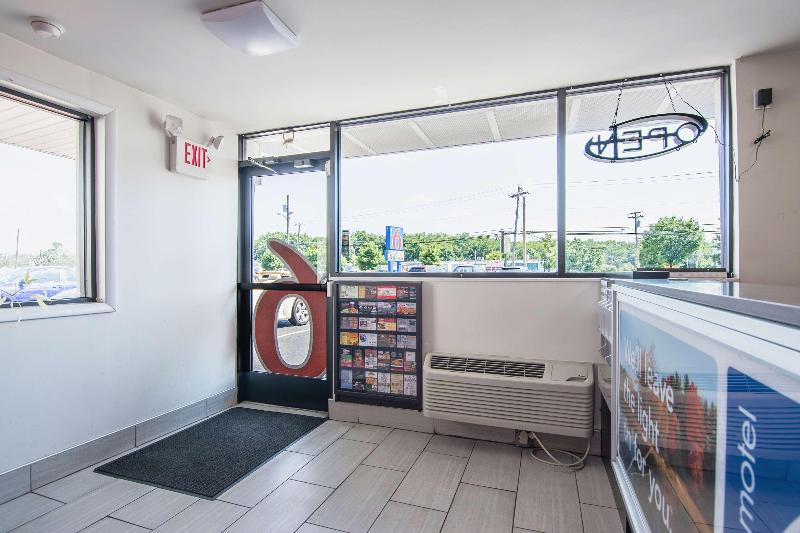 Motel 6 Glassboro, NJ - Rowan University image