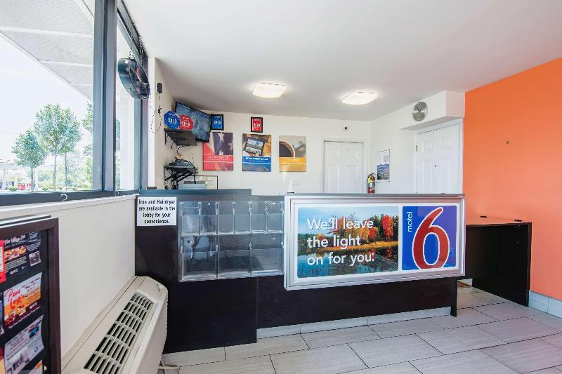 Motel 6 Glassboro, NJ - Rowan University image