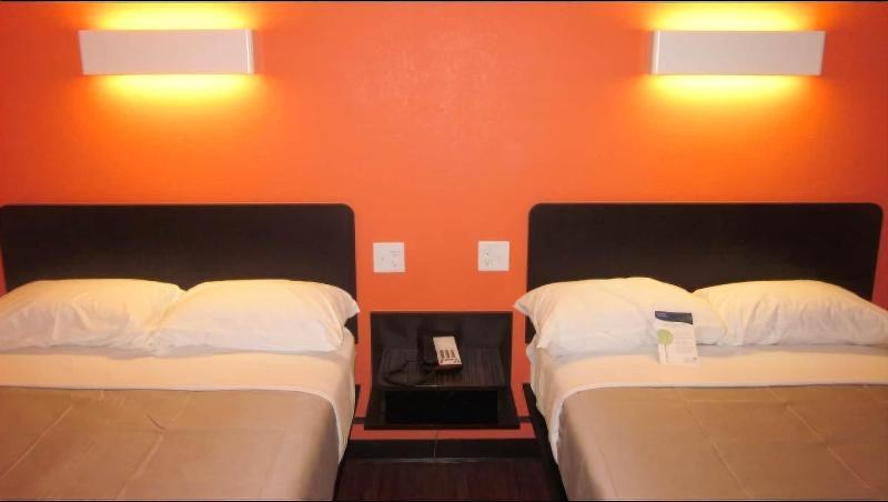Motel 6 Glassboro, NJ - Rowan University image