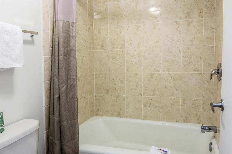 Motel 6 Glassboro, NJ - Rowan University image