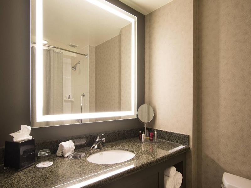 Marriott Hartford Downtown image