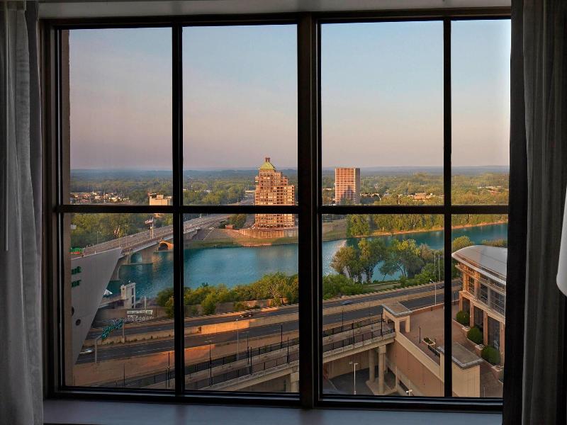 Marriott Hartford Downtown image