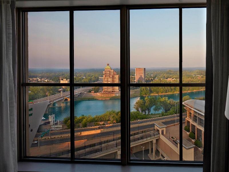 Marriott Hartford Downtown image