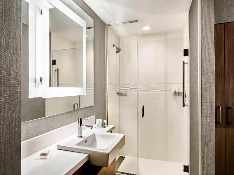 Springhill Suites By Marriott Hartford Cromwell image