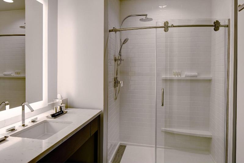 Archer Hotel Florham Park/Morristown image