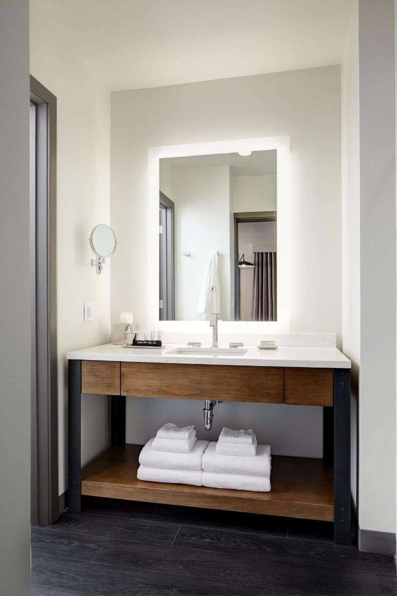 Archer Hotel Florham Park/Morristown image