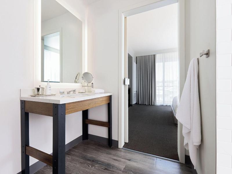 Archer Hotel Florham Park/Morristown image