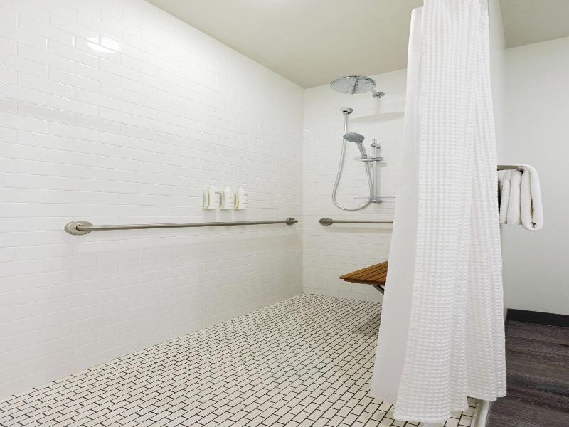 Archer Hotel Florham Park/Morristown image