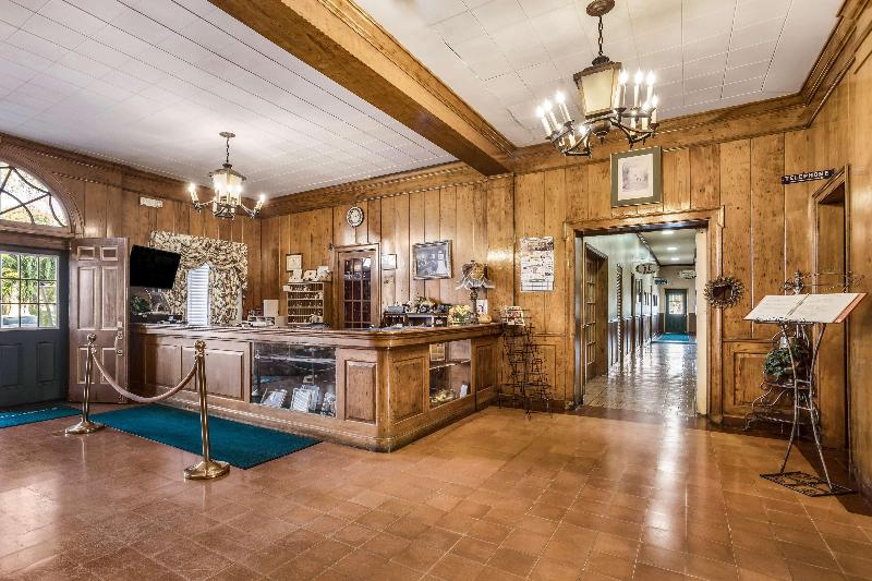 Americas Best Value Inn Historic Clewiston Inn image
