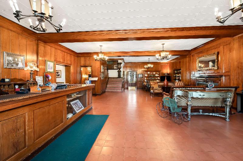 Americas Best Value Inn Historic Clewiston Inn image