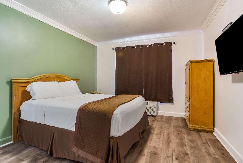 Americas Best Value Inn Historic Clewiston Inn image