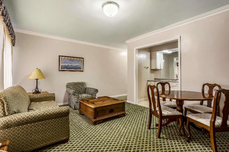 Americas Best Value Inn Historic Clewiston Inn image