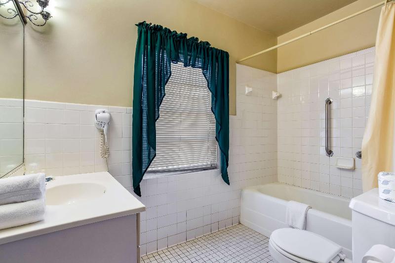 Americas Best Value Inn Historic Clewiston Inn image