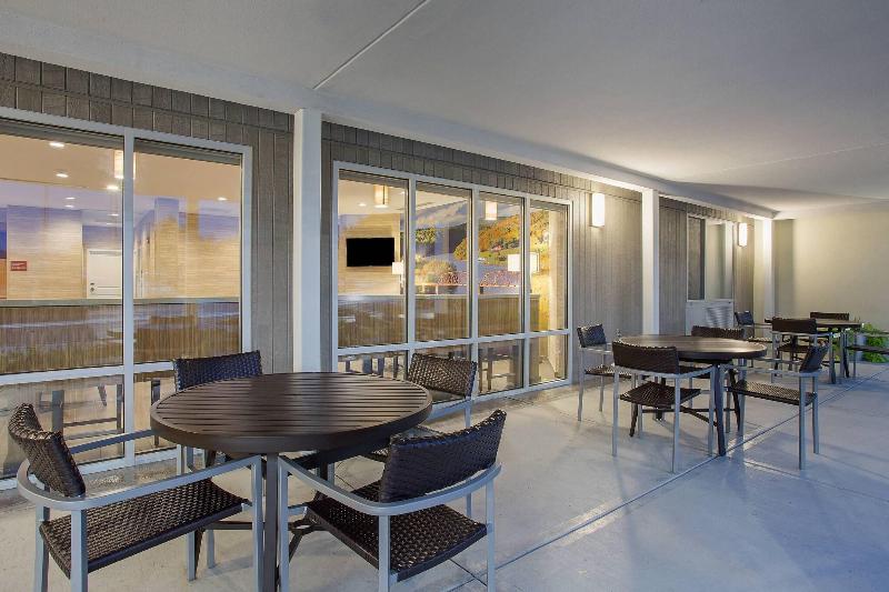 Towneplace Suites By Marriott Knoxville Oak Ridge image