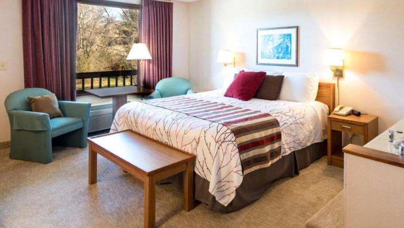 Highland Manor Inn image