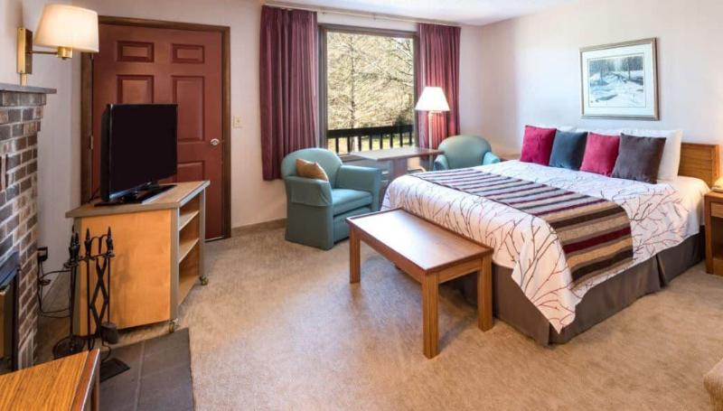 Highland Manor Inn image 9