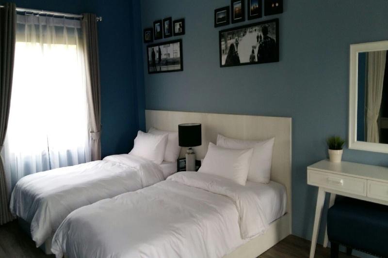 i-Destiny Gallery Resort image