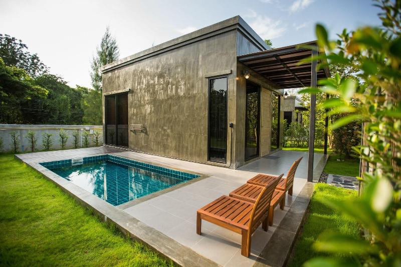 Release Pool Villa Resort image