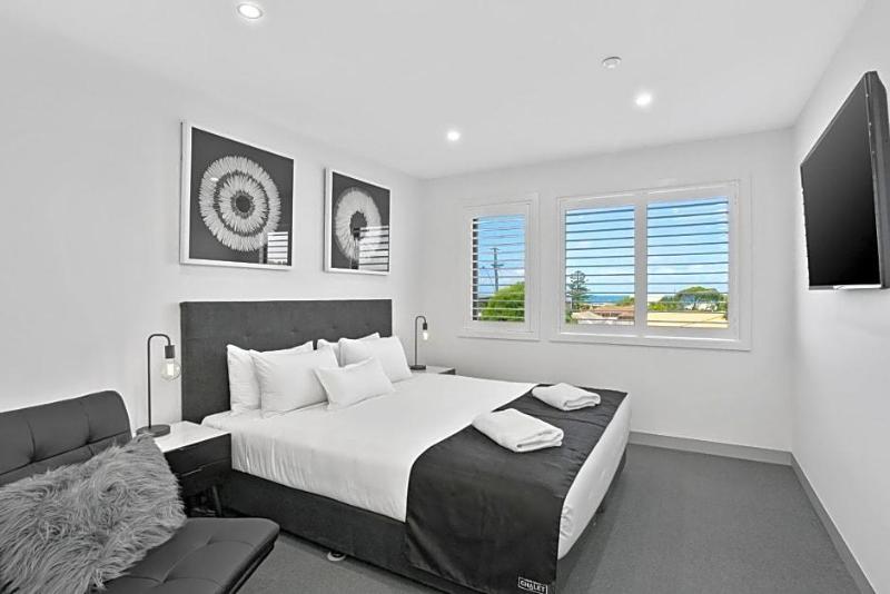 Ocean Grove Chalet image