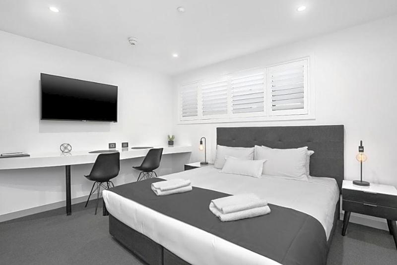 Ocean Grove Chalet image