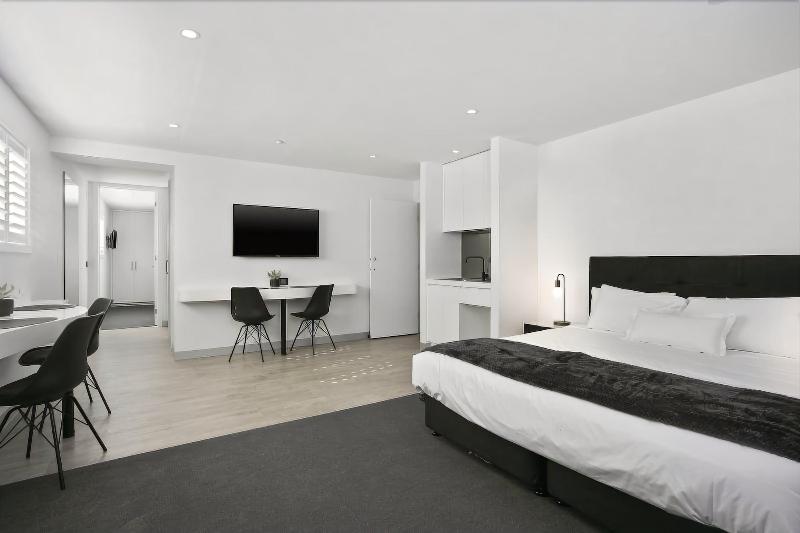 Ocean Grove Chalet image