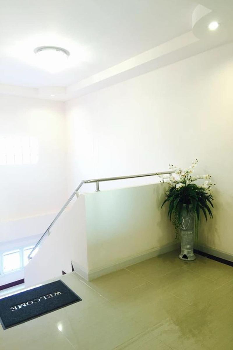 Thana Apartment image