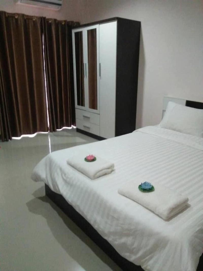 Thana Apartment image