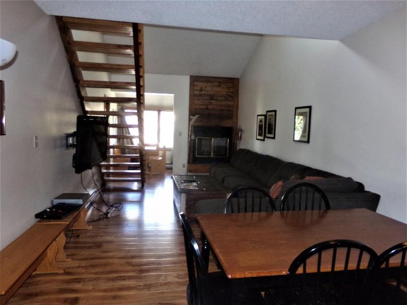 Fox Pine Lodge 3 Bed 3 Bath image