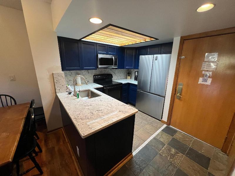 Fox Pine Lodge 3 Bed 3 Bath image