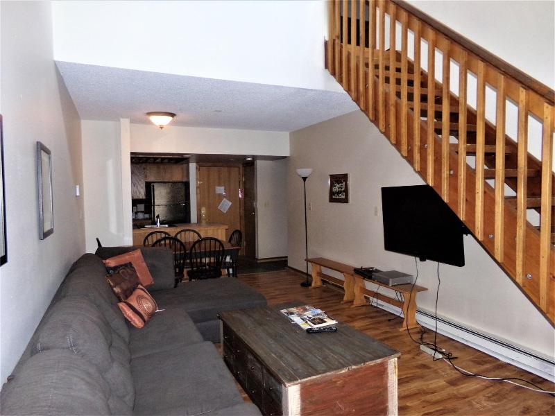 Fox Pine Lodge 3 Bed 3 Bath image