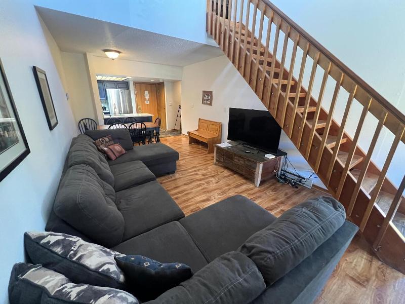 Fox Pine Lodge 3 Bed 3 Bath image