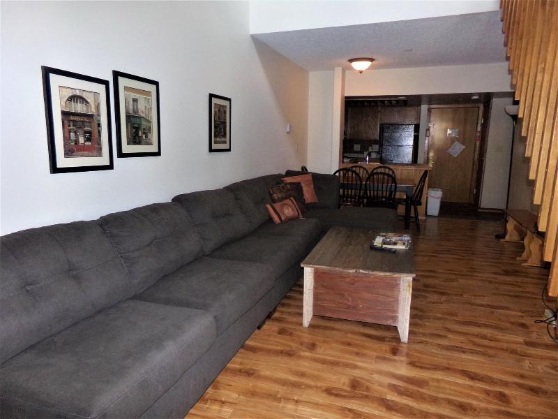 Fox Pine Lodge 3 Bed 3 Bath image