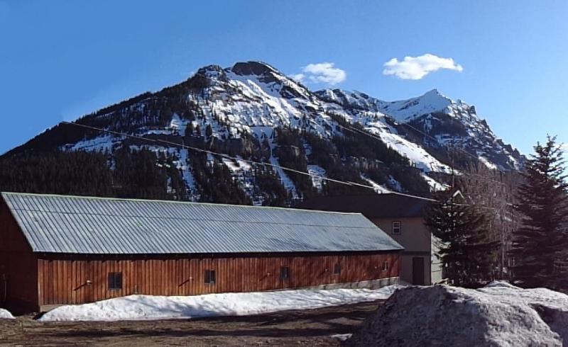 Alpine Motel image