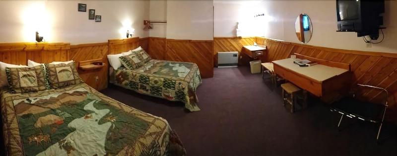 Alpine Motel image
