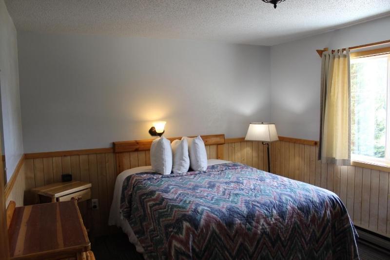 Alpine Motel image 2