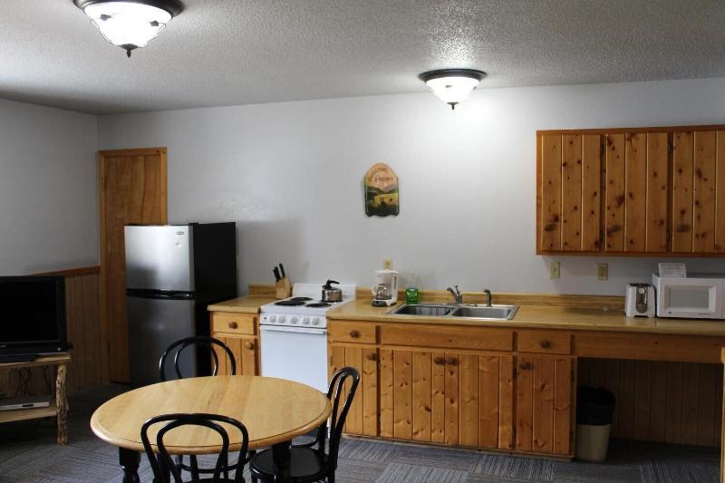 Alpine Motel image