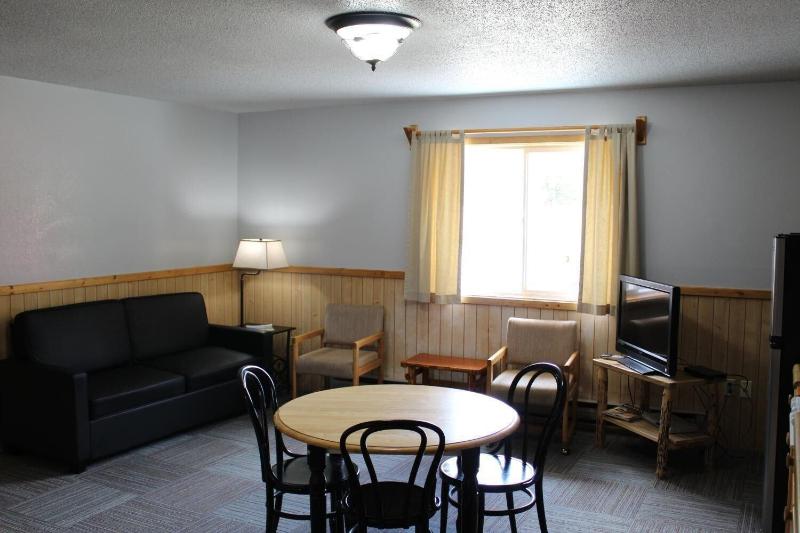 Alpine Motel image 3
