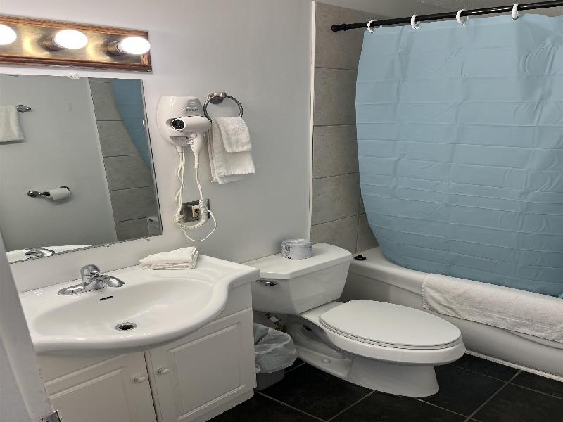 Harbourview Inn SureStayCollection by Best Western image