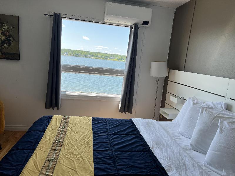 Harbourview Inn SureStayCollection by Best Western image