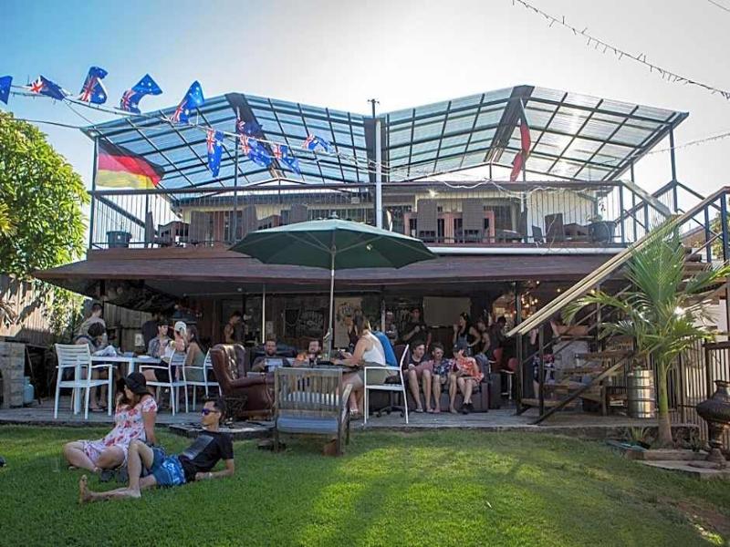 Gladstone Backpackers image