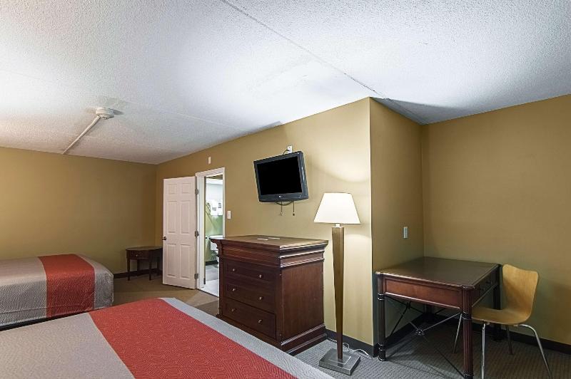 Motel 6 Sherman, TX image