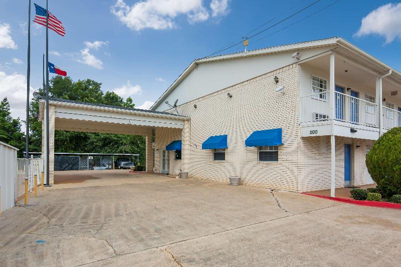Motel 6 Atlanta, TX image