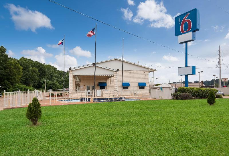 Motel 6 Atlanta, TX image