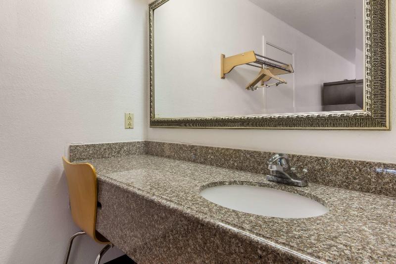 Motel 6 Atlanta, TX image 8